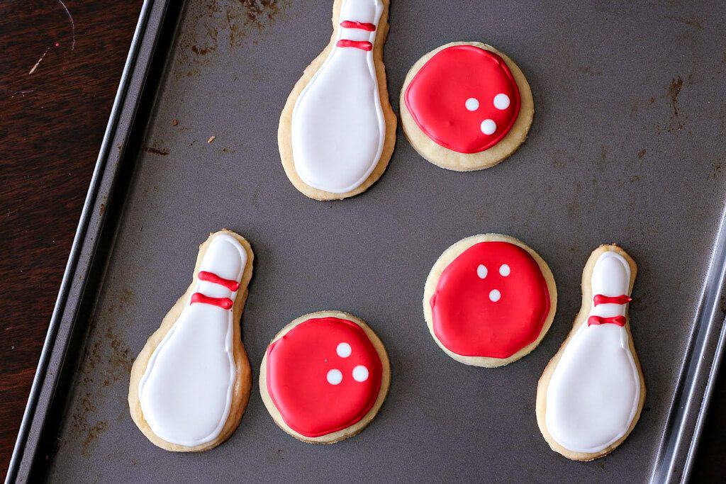 Bowling Pin and Bowling Ball Cookies | A Baker's House